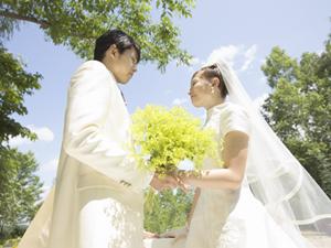 シンプルで上品な結婚指輪の選び方とおすすめブランド徹底比較【最新版】